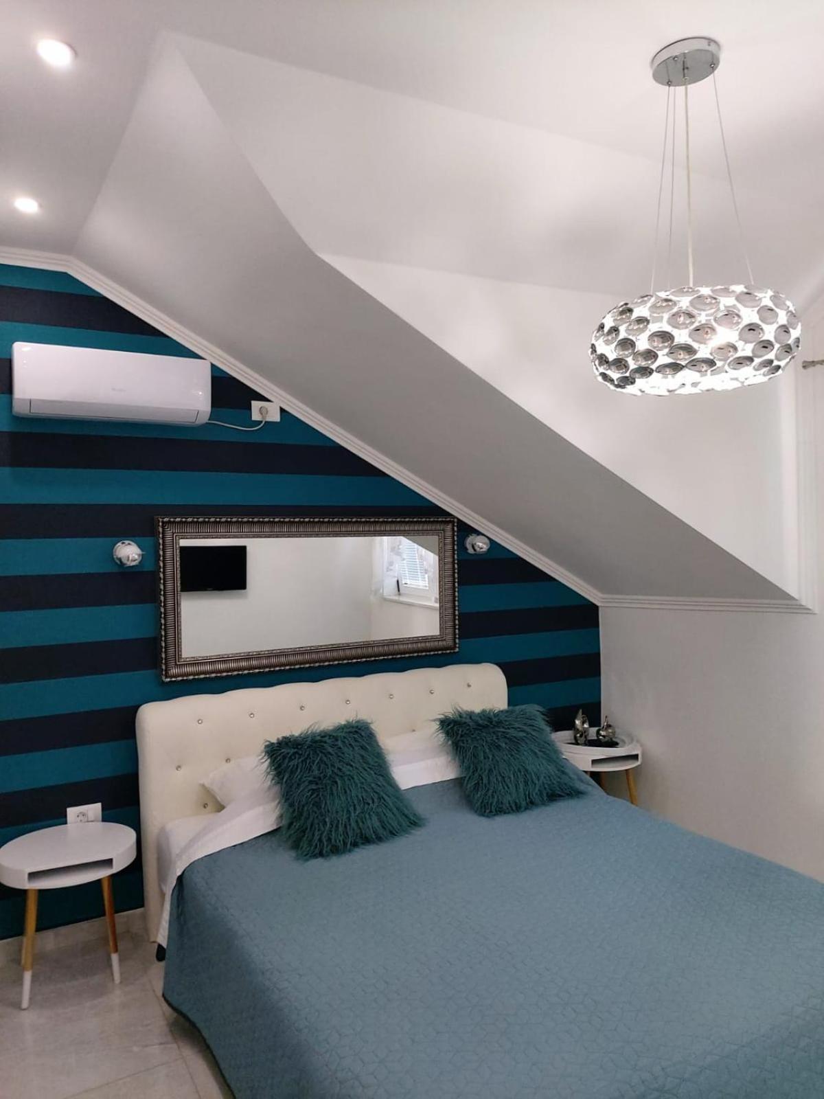 Apartments Brac Supetar Rum bild